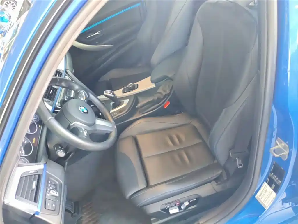 BMW 3 Series 2018 320i M Sport Package фото 15