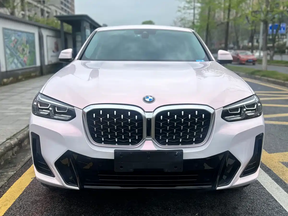 BMW X4 2022 xDrive 25i M Sport Package фото 2