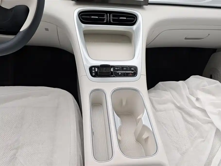 Geely Galaxy Starry Wish 2026 Edition 310km Youth Version фото 16