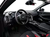 Фото 13 - Aston Martin DBX