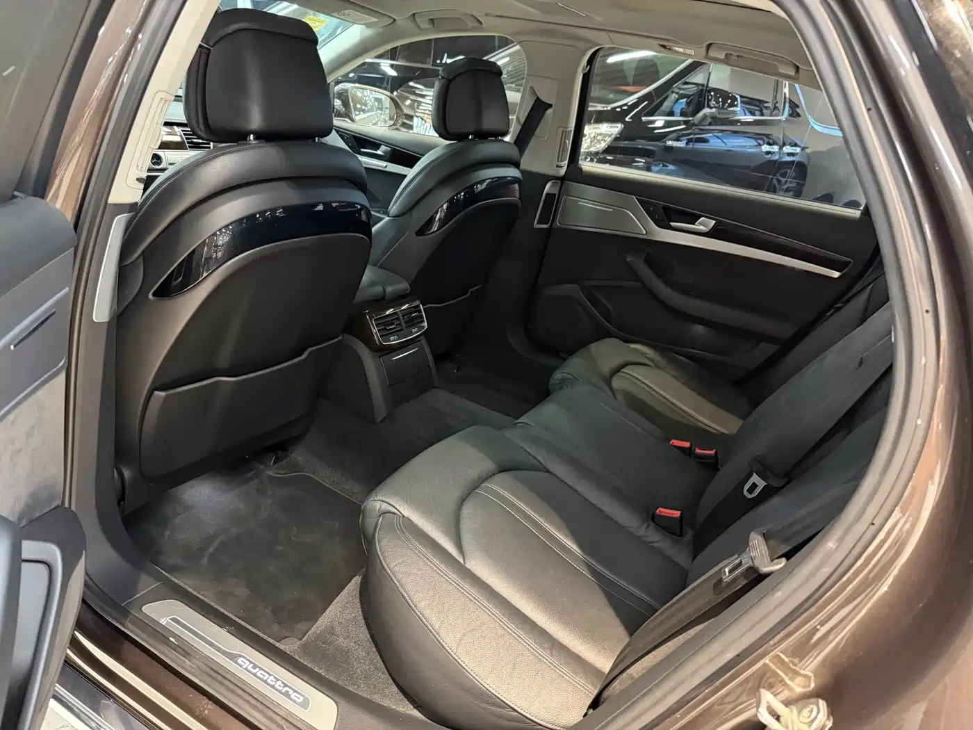 Audi A8 2016 A8L 45 TFSI quattro Comfort фото 13