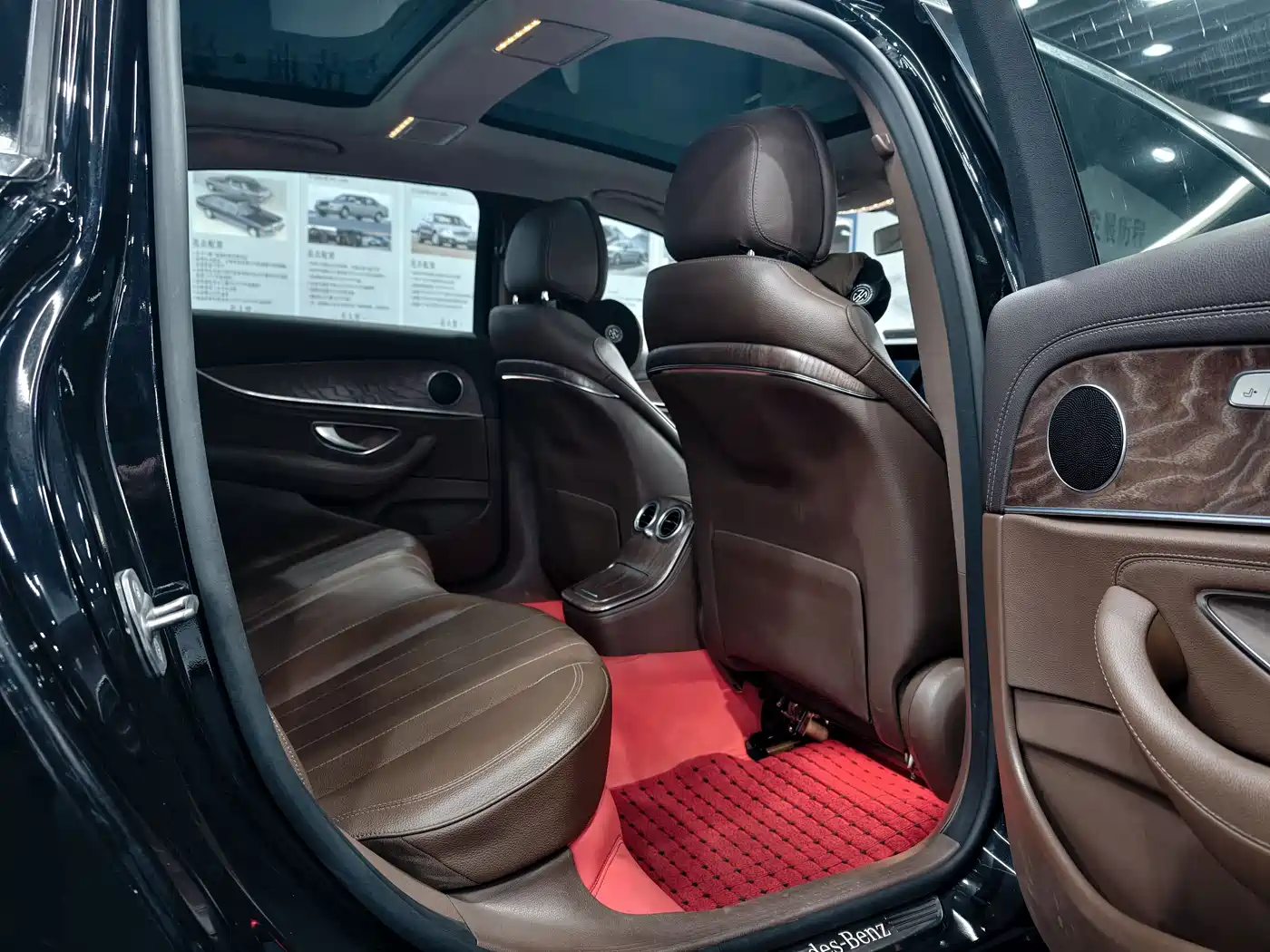 Mercedes-Benz E-Class 2022 E 260 L фото 17