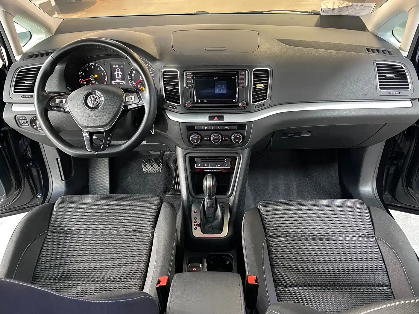 Volkswagen Sharan 2016 280TSI Enjoyment 7-Seater фото 15