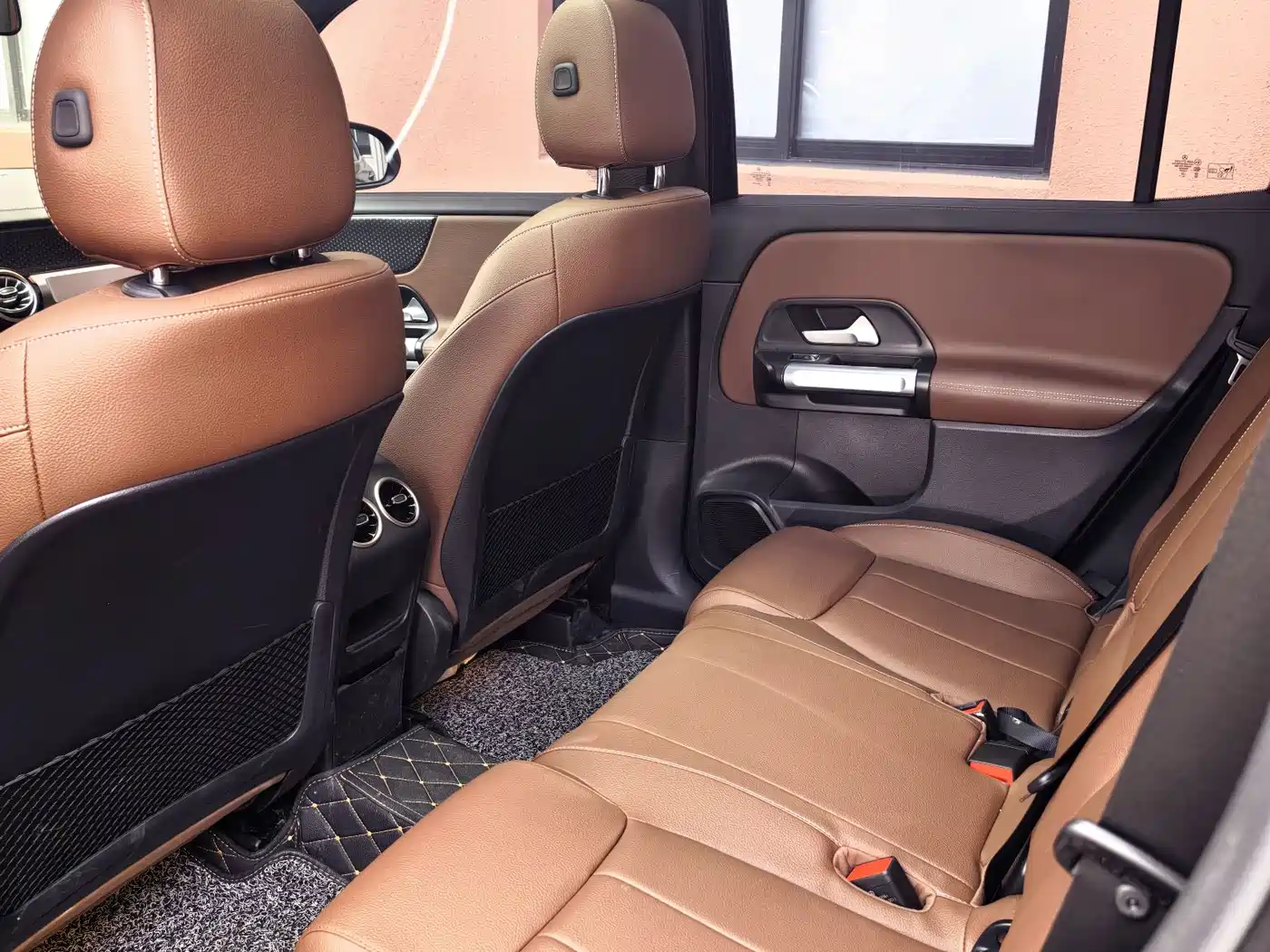 Mercedes-Benz GLB 2024 Facelift GLB 220 Dynamic фото 6