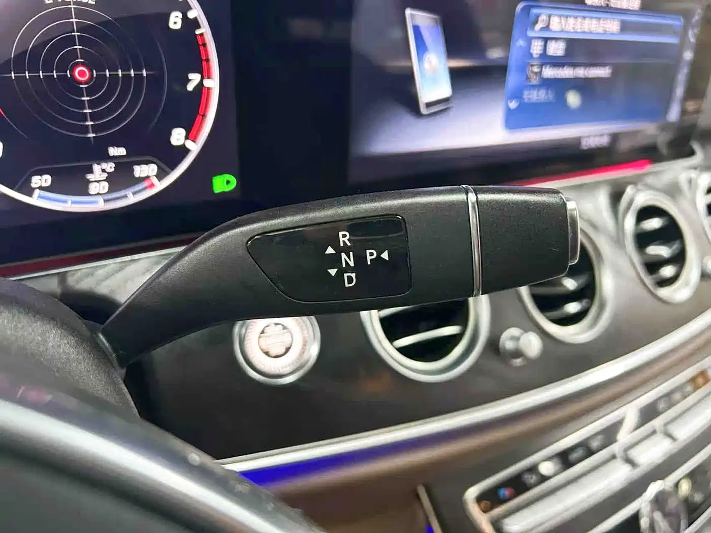 Mercedes-Benz E-Class 2018 E 200 L Sport фото 11