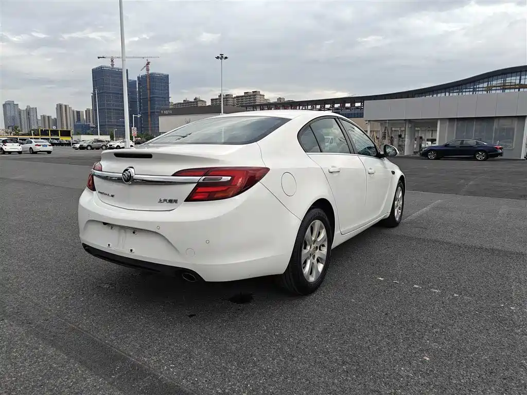 Buick Regal 2015 1.6T Leading Tech Edition фото 5