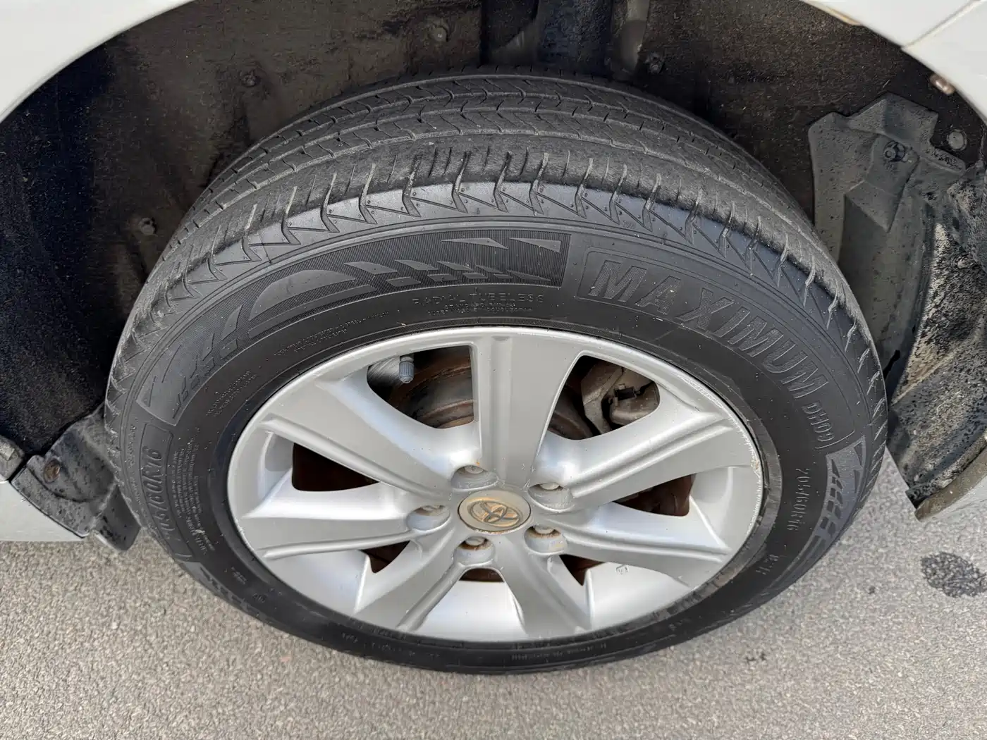 Toyota E'Z 2014 Xingyao 180E CVT Elite фото 14
