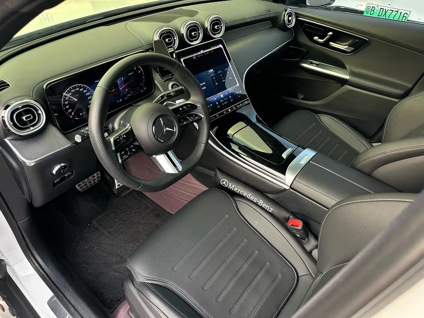 Mercedes-Benz GLC 2023 GLC 260 L 4MATIC Luxury 5-Seater фото 8