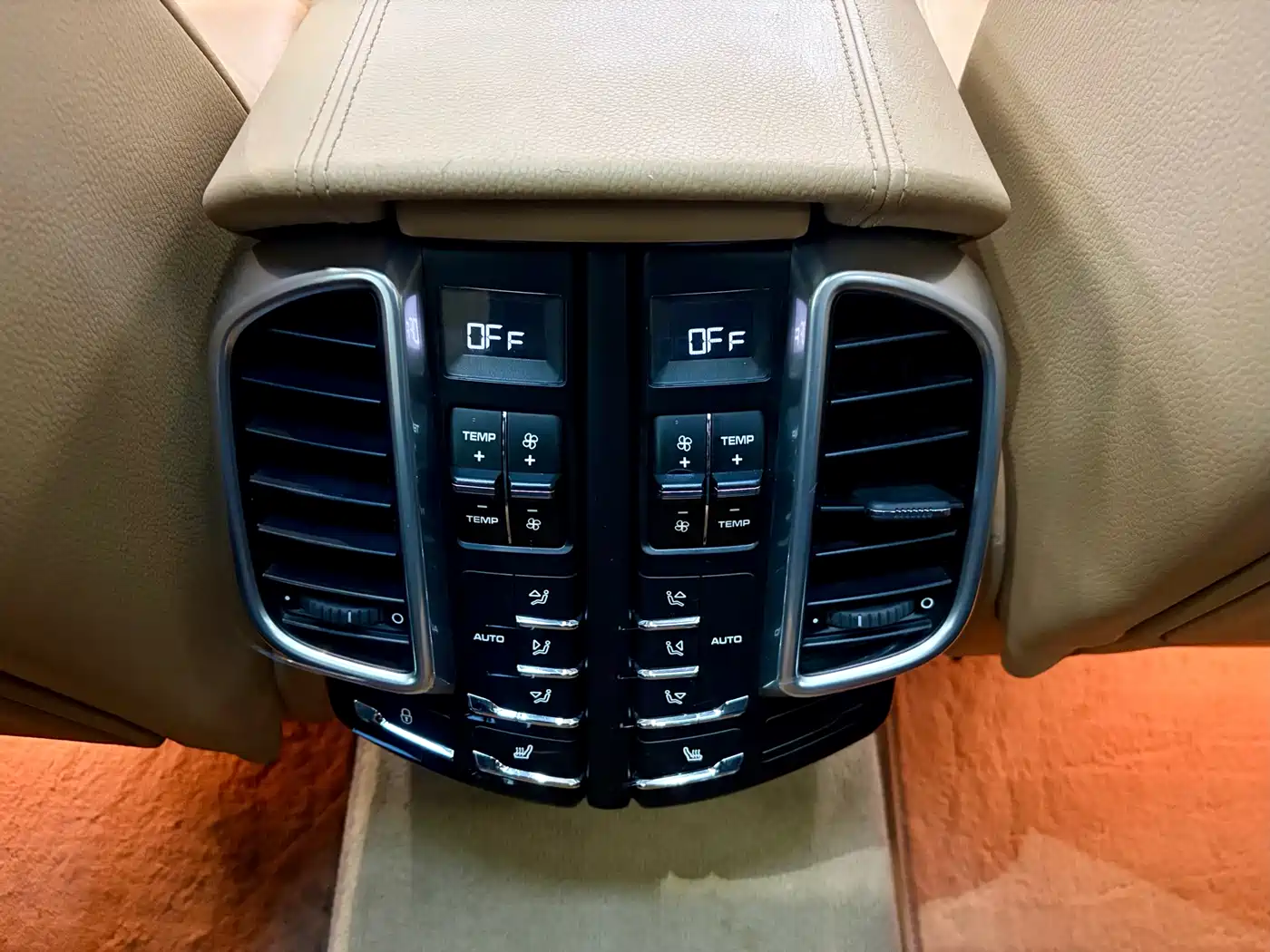 Porsche Cayenne 2011 Cayenne 3.0T фото 4