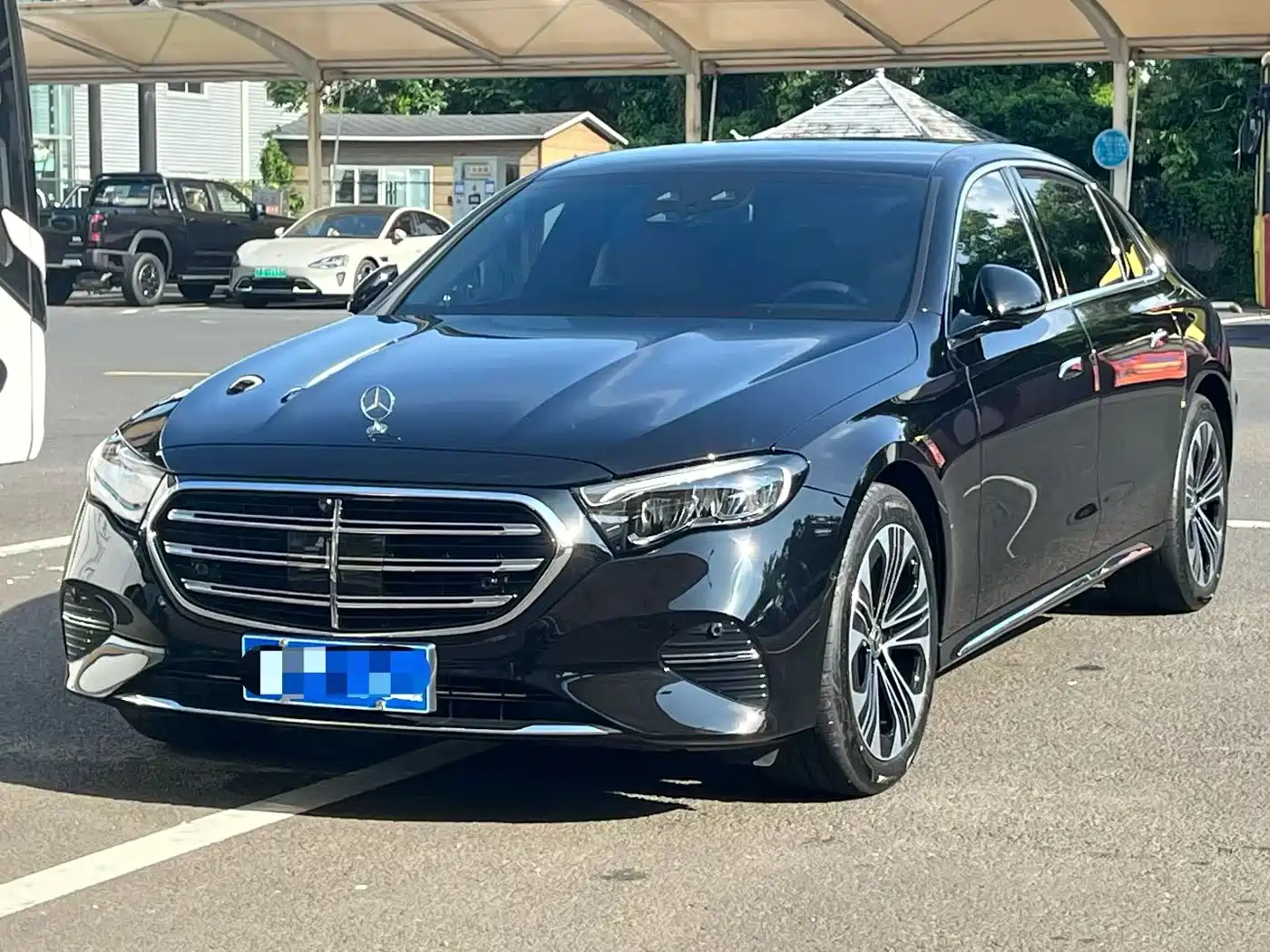 Mercedes-Benz E-Class 2025 E 300 L Luxury