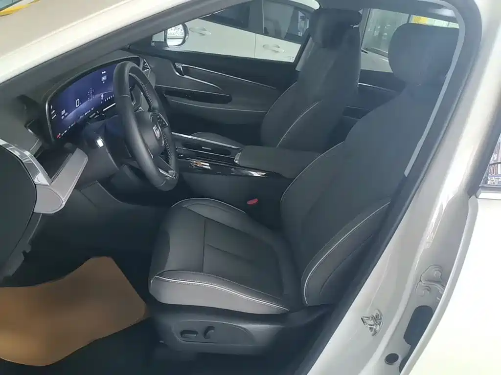 Buick E5 2025 2025 Model 620KM Premium Edition