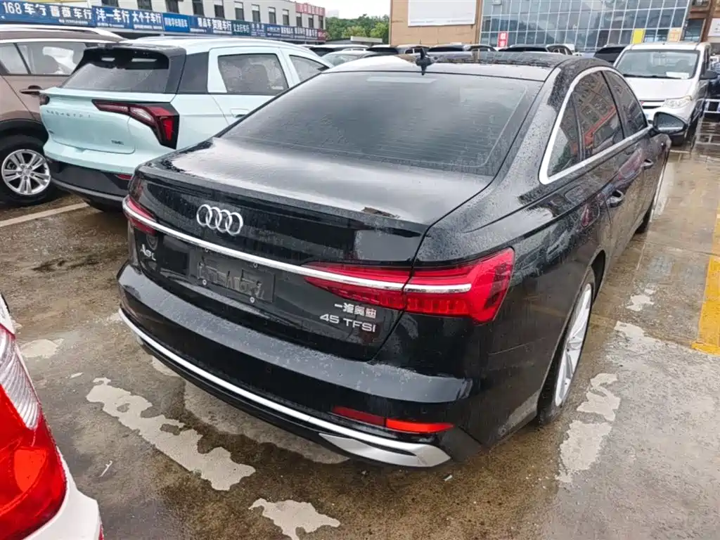 Audi A6L 2023 45 TFSI Premium Selection Dynamic фото 5