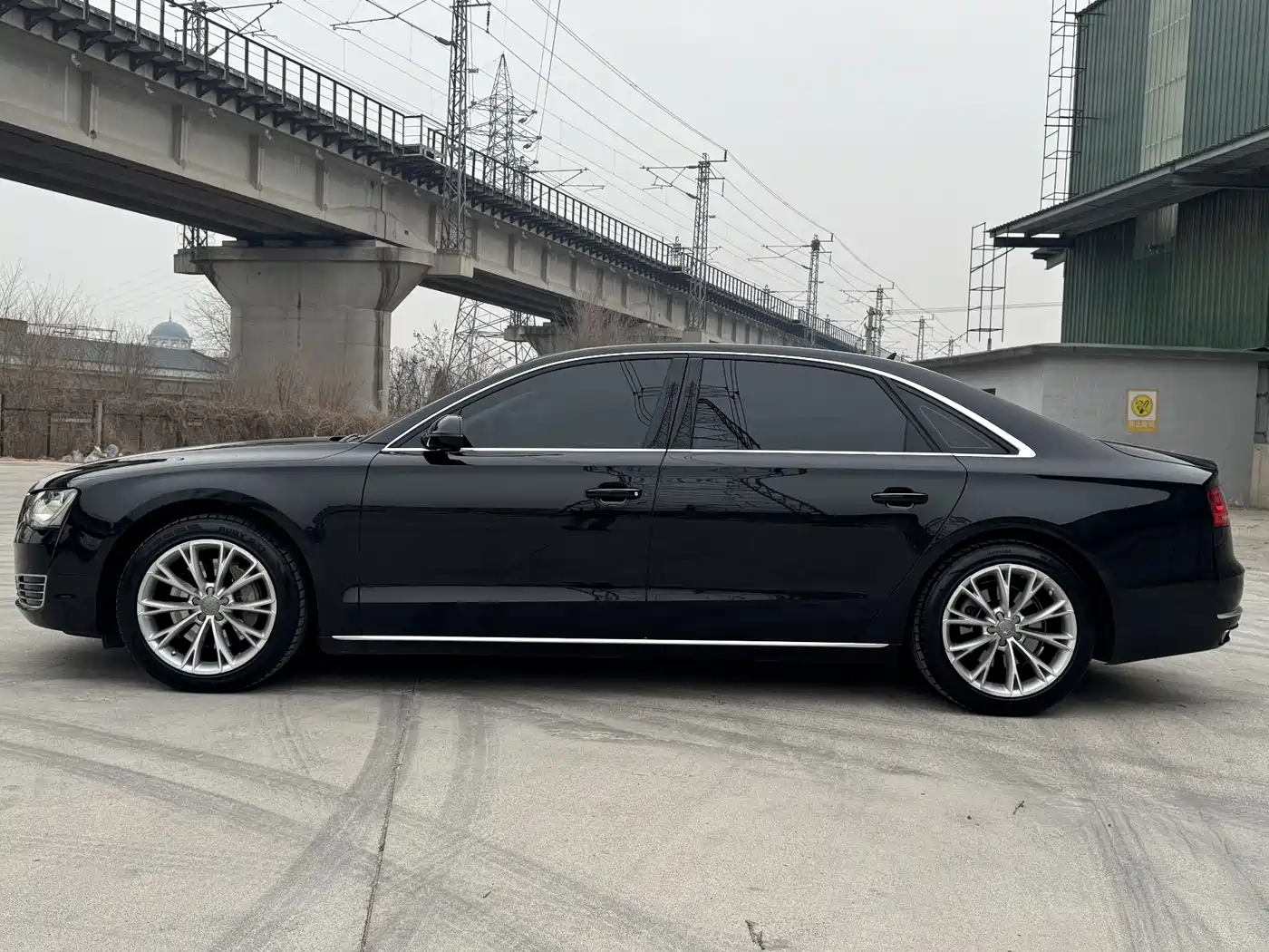 Audi A8 2013 A8L 45 TFSI quattro Luxury фото 12