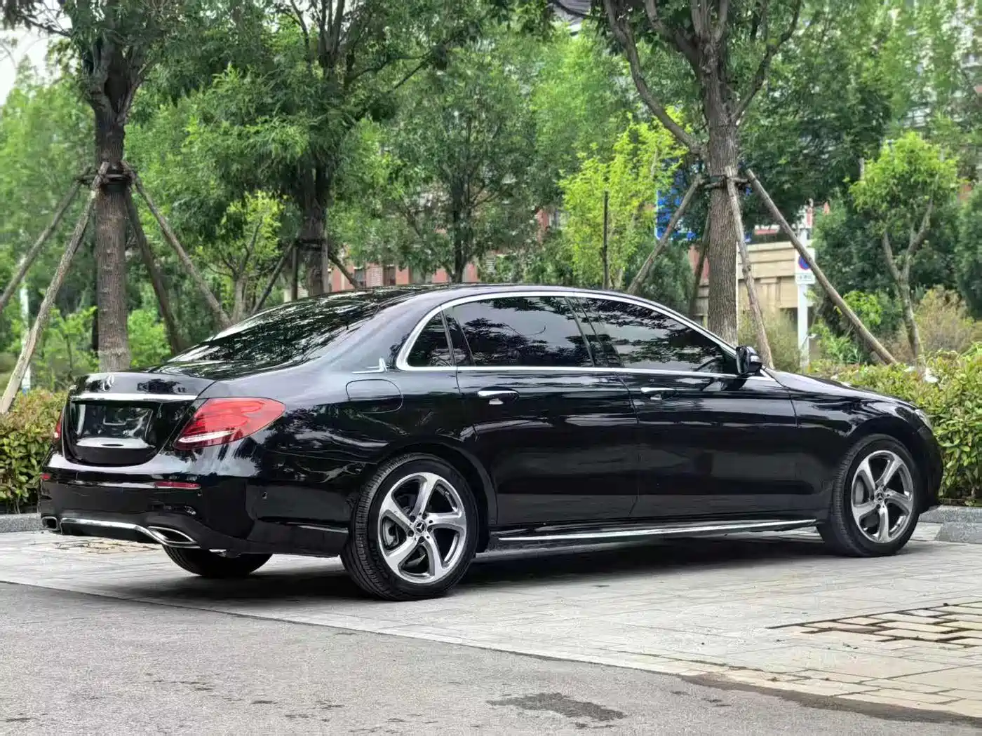 Mercedes-Benz E-Class 2019 Facelift E 300 L Fashion фото 14