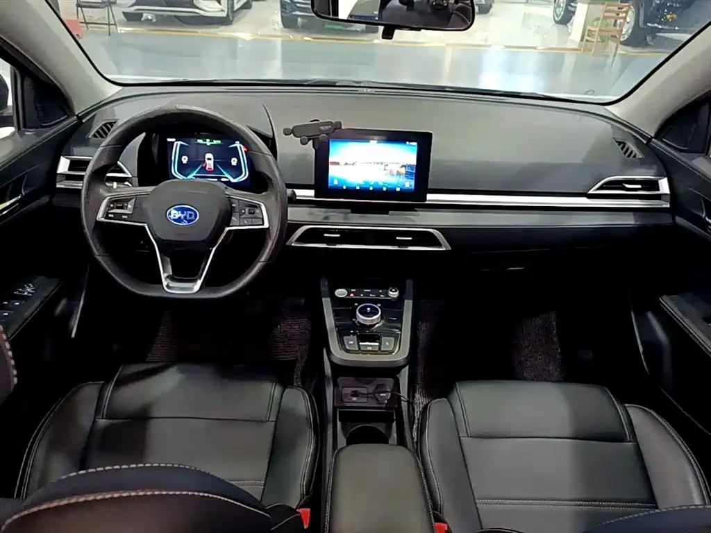 BYD e2 2019 Long Range Yao·Luxury Model фото 10