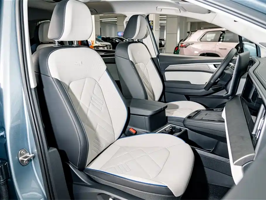 Volkswagen Talagon 2025 450TSI R-Line 6-Seater фото 21