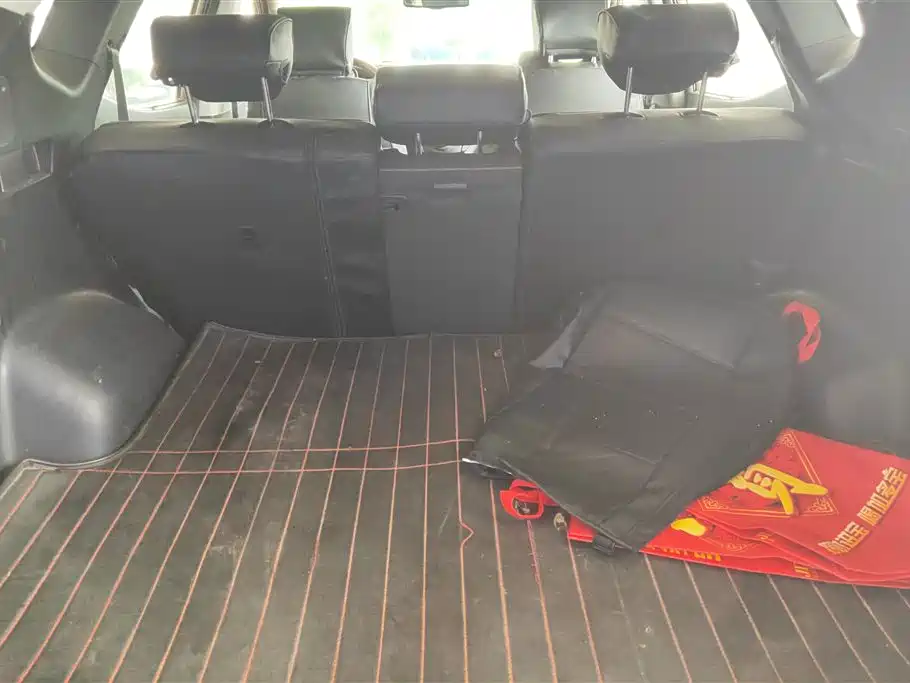 Hyundai Santa Fe 2013 Model 2.4L Automatic 2WD Smart фото 4