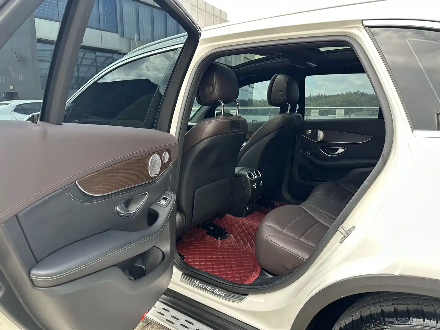 Mercedes-Benz GLC 2019 Facelift GLC 300 L 4MATIC Dynamic фото 29
