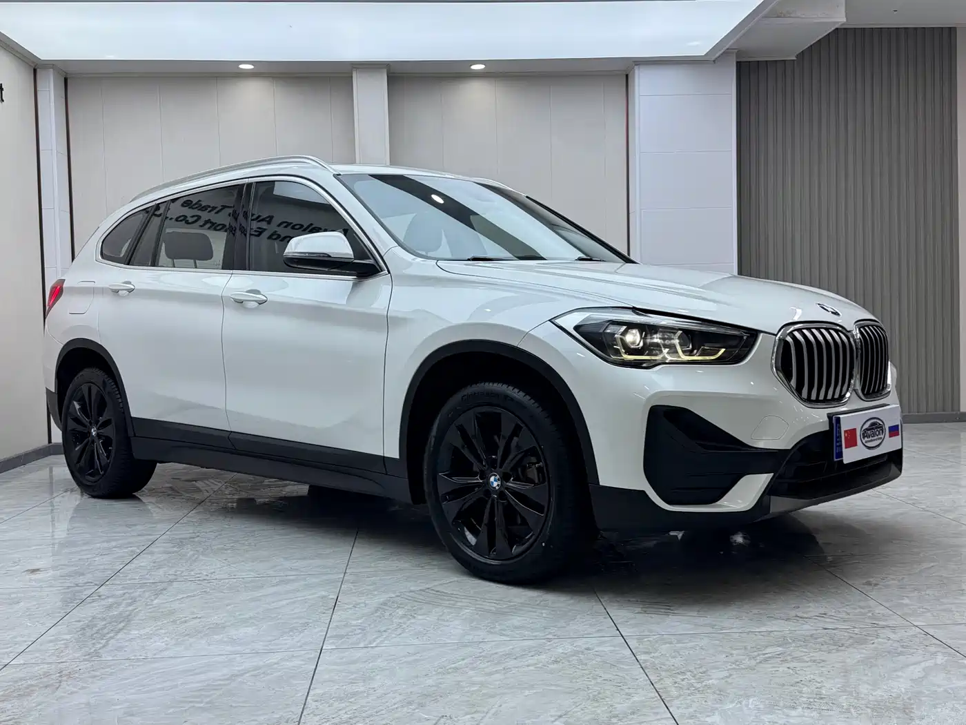 BMW X1 2021 sDrive20Li Fashion фото 3