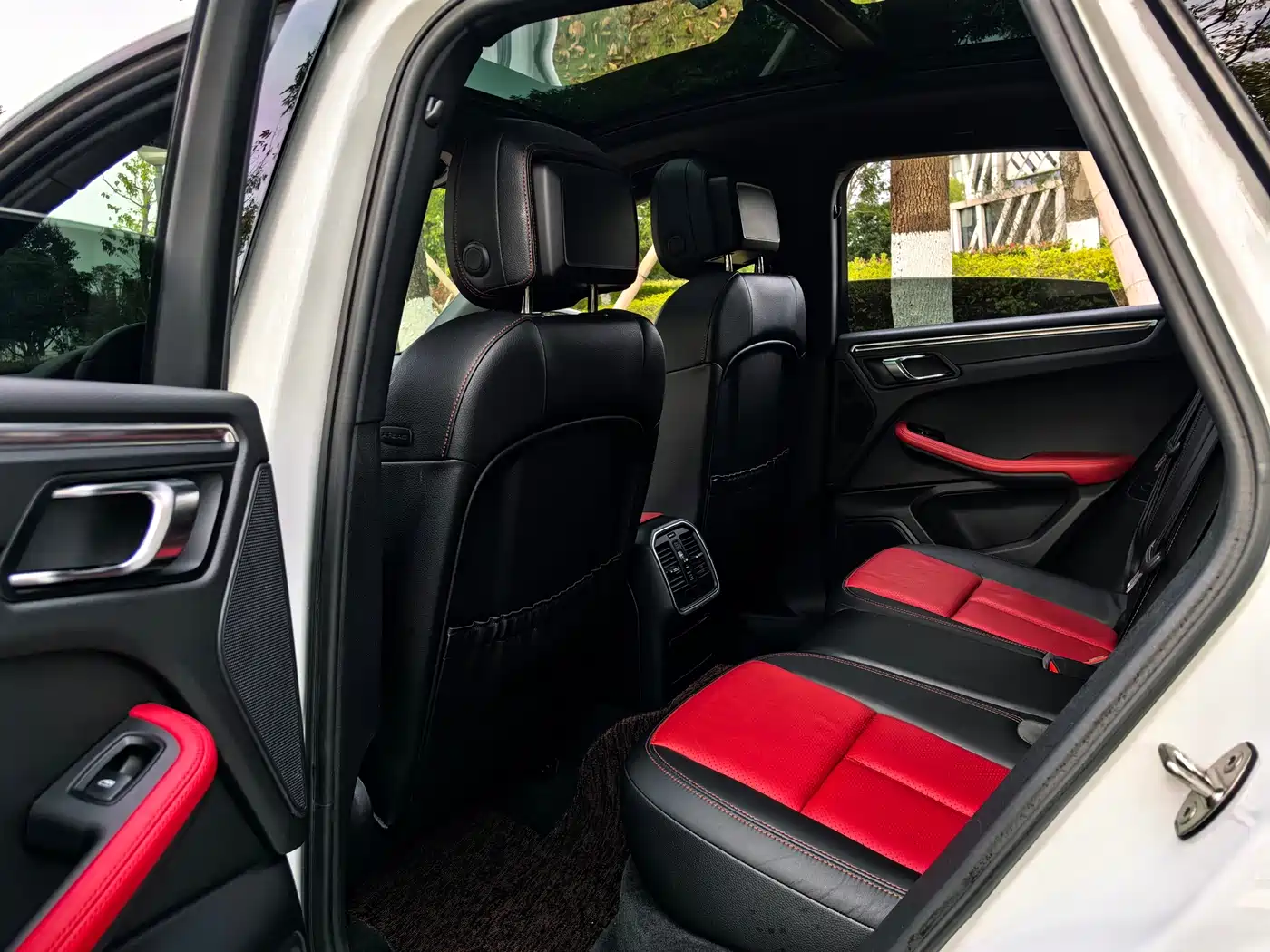 Porsche Macan 2017 Macan 2.0T фото 9
