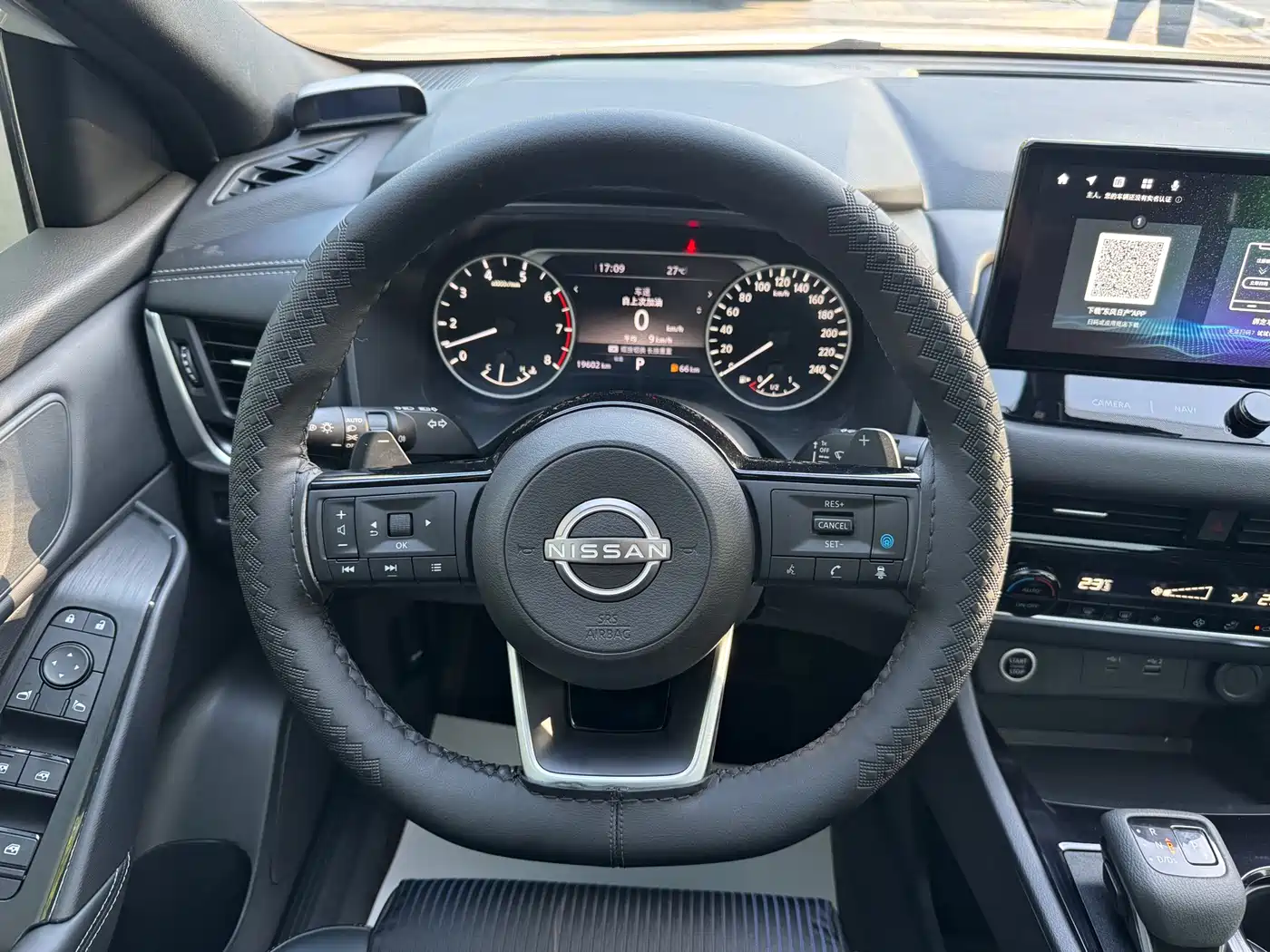 NISSAN QASHQAI