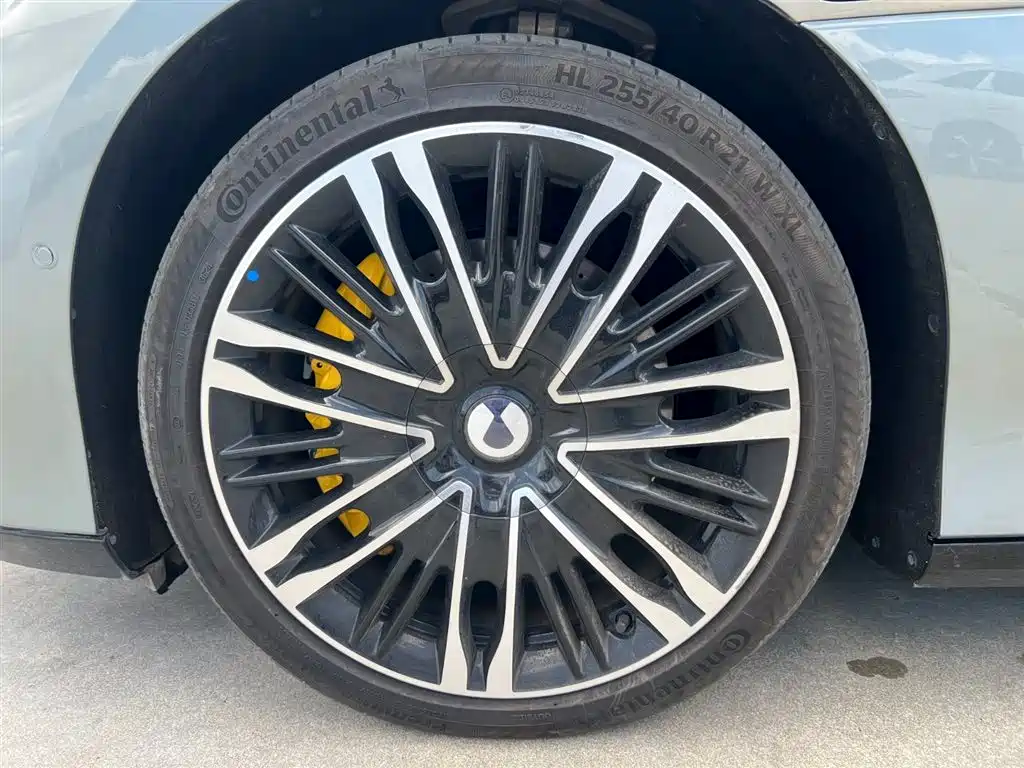 Denza Z9GT 2024 1100 AWD Ultra Edition фото 24