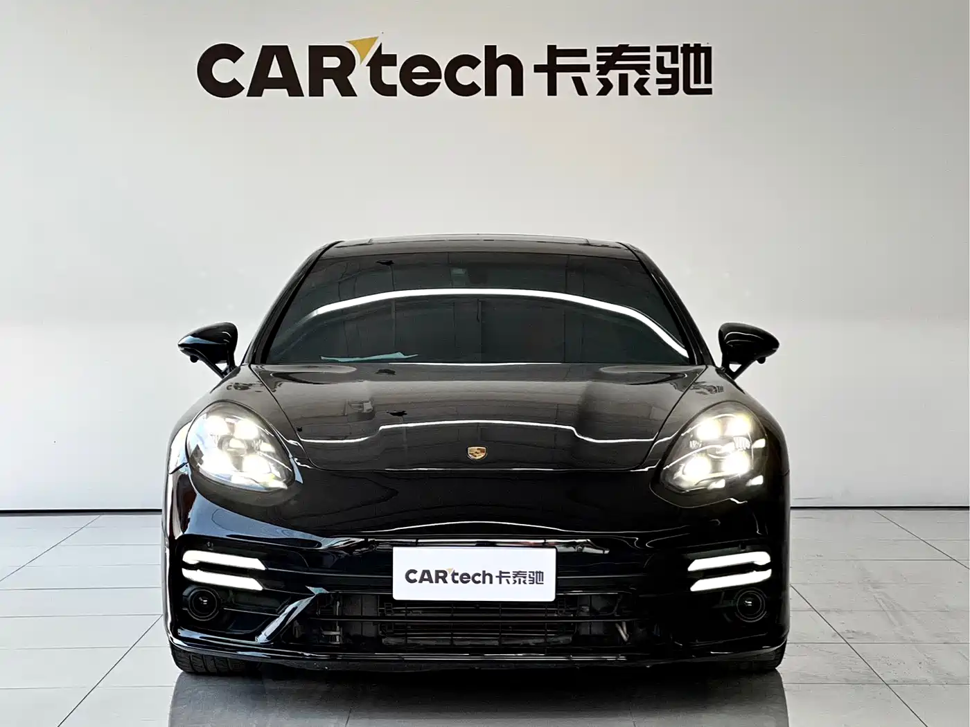 Porsche Panamera 2010 Panamera 3.6L фото 4