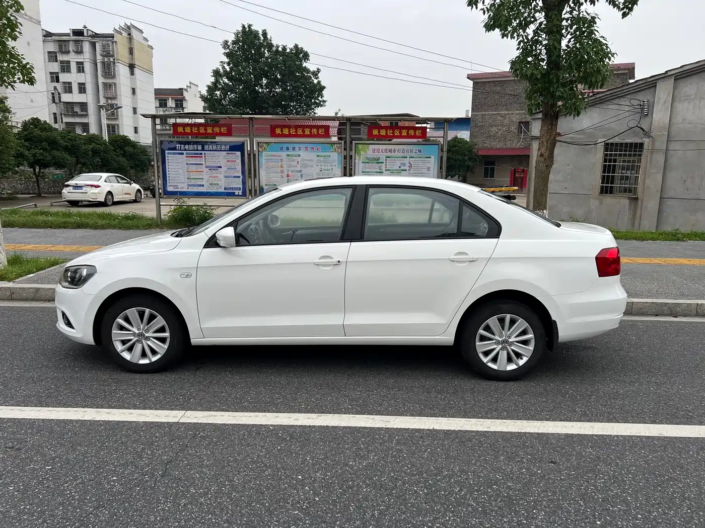 Volkswagen Jetta 2013 1.4L Manual Comfort фото 7