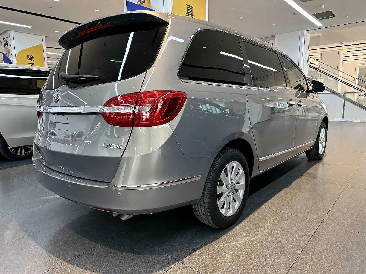 Buick GL8 2018 28T Luxury Model China VI фото 3