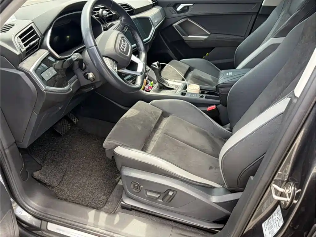 Audi Q3 2022 35 TFSI Fashion Dynamic фото 5