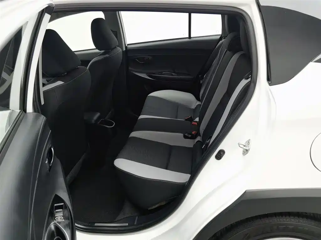 TOYOTA YARIS L ZHIXUAN