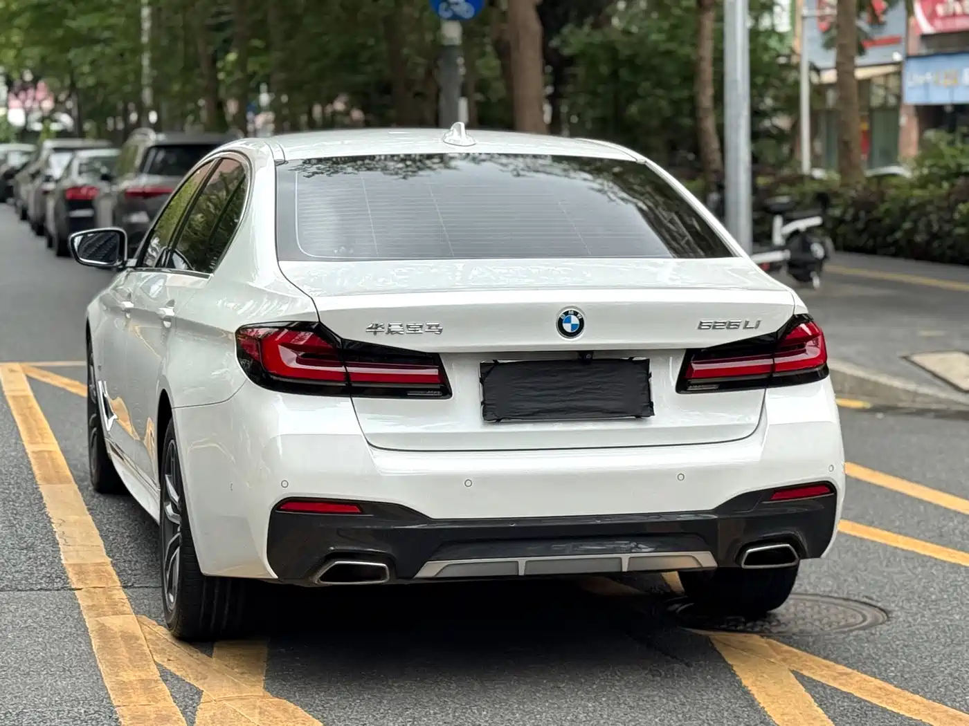 BMW 5 Series 2022 525Li M Sport Package фото 7