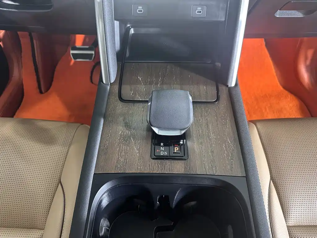 Land Rover Discovery Sport 2024 2024 Performance Technology Edition
