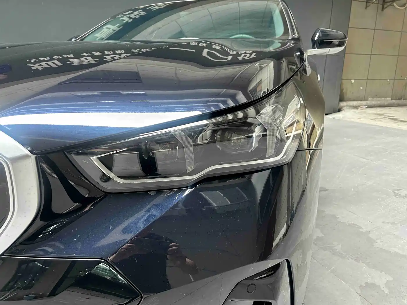 BMW 5 Series 2025 530Li Leading M Sport Package фото 2