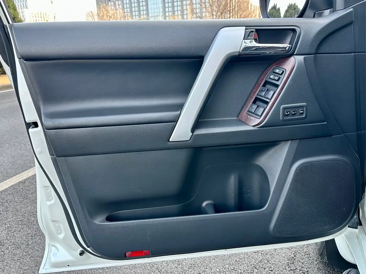 Toyota Prado 2016 3.5L Auto VX NAVI фото 12