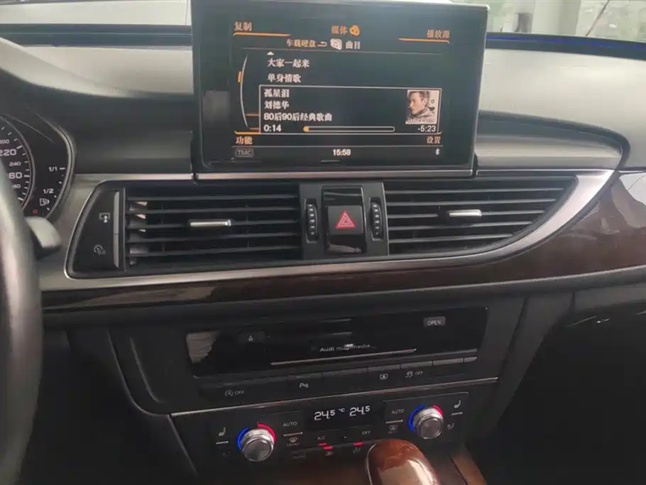 Audi A6L 2014 35 FSI Comfort фото 13
