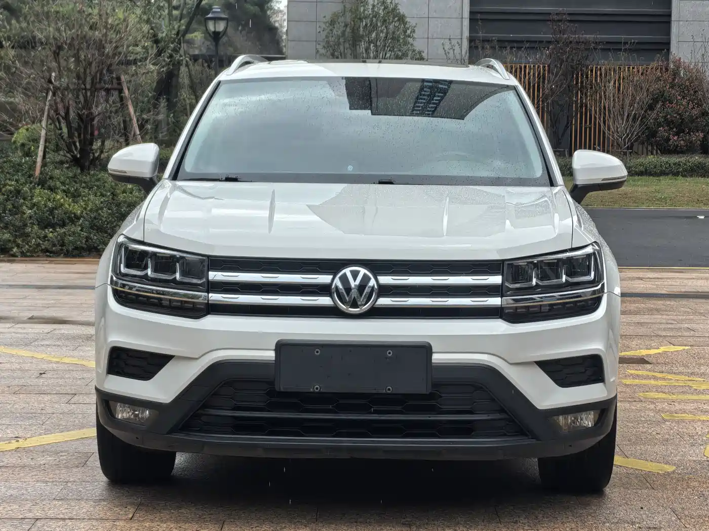 Volkswagen Tharu 2020 280TSI 2WD Comfort Edition China VI фото 2