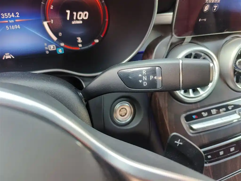 Mercedes-Benz GLC 2020 Facelift GLC 300 L 4MATIC Dynamic фото 10