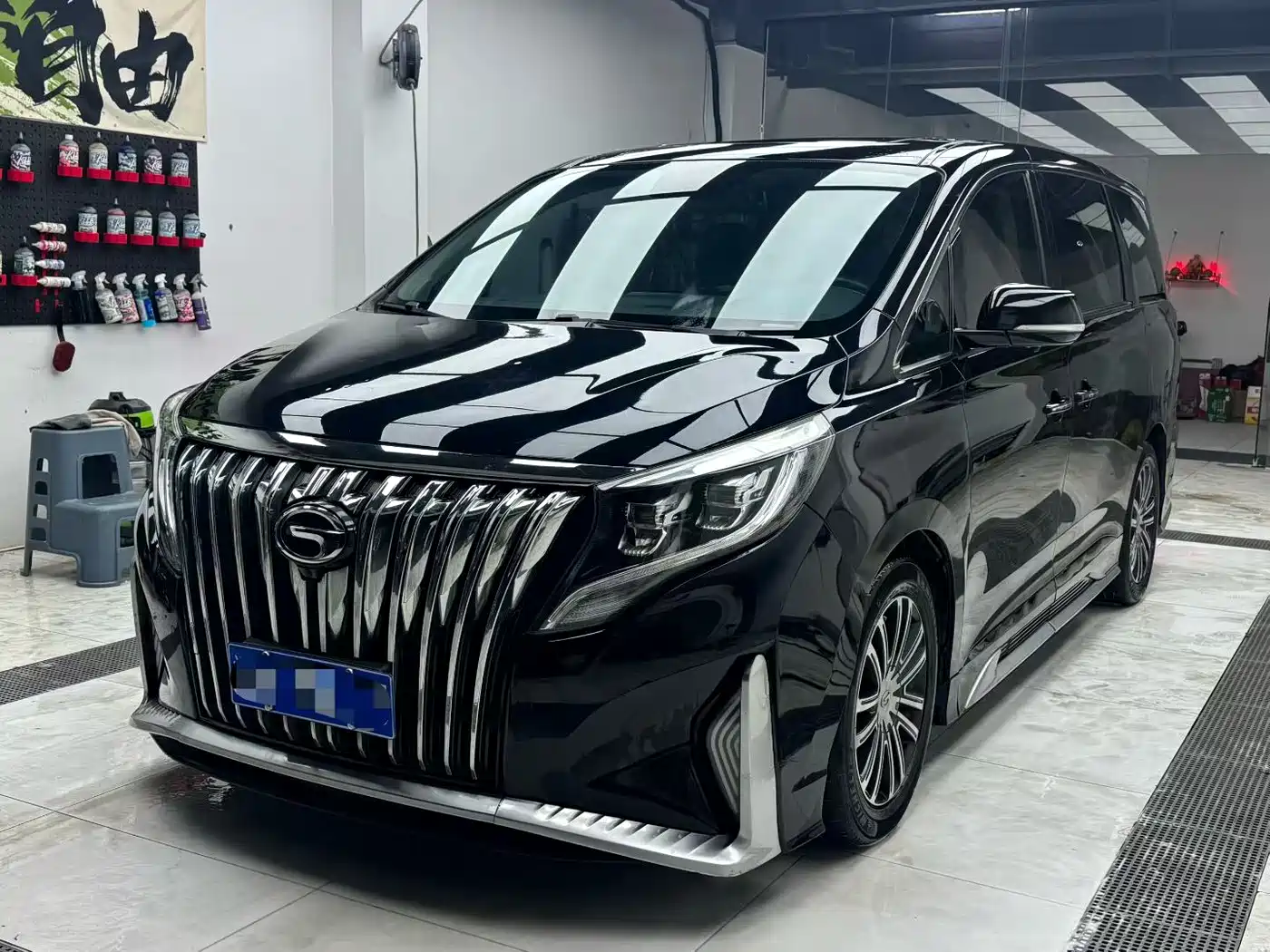 GAC Trumpchi Trumpchi M8 2021 Leading Show Series 390T Prestige Edition