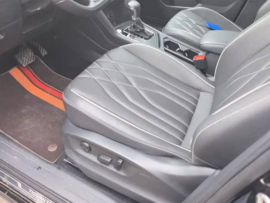 Volkswagen Tiguan L 2023 300TSI Automatic 2WD Smart Enjoyment Edition фото 9