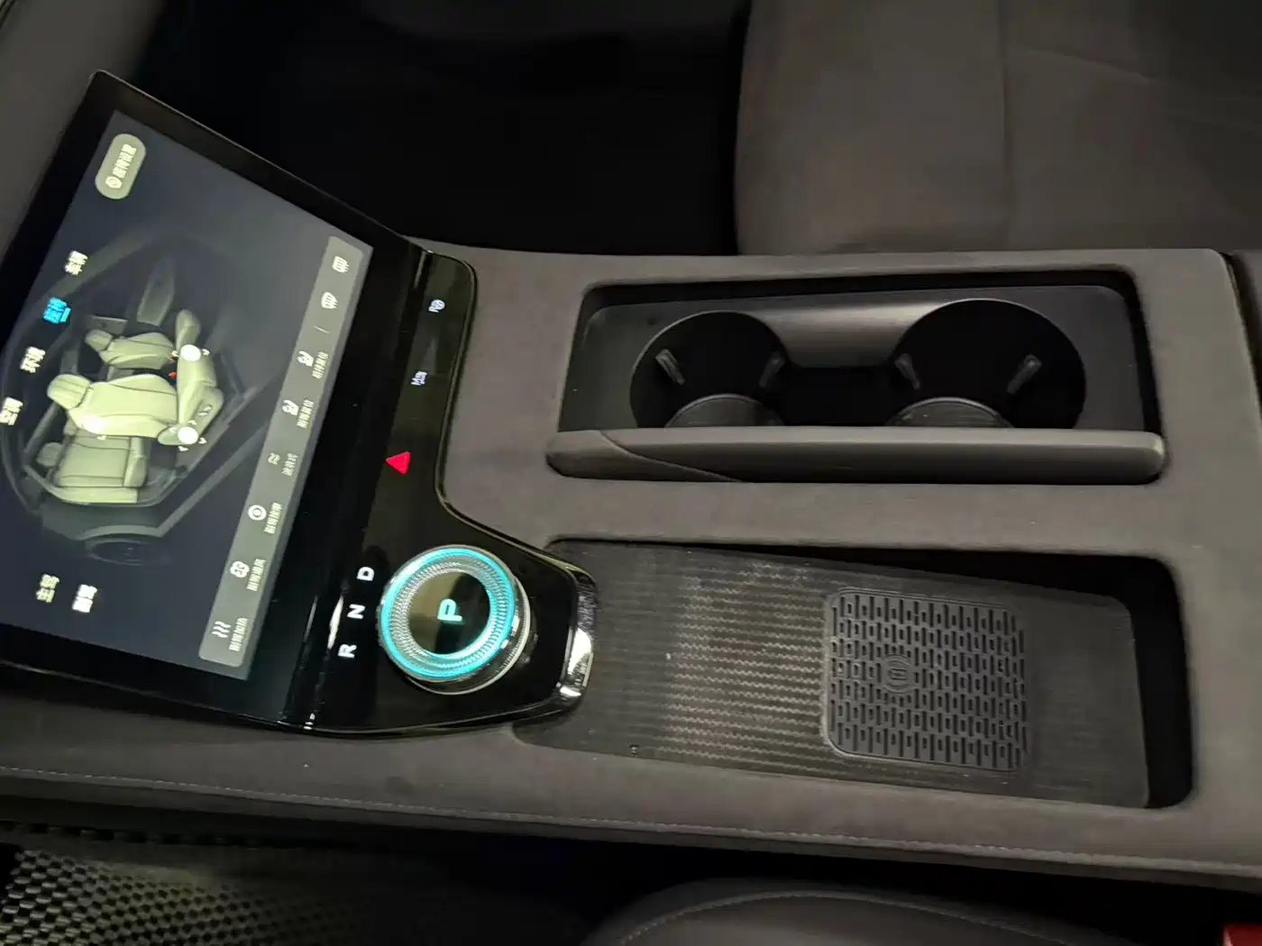 Voyah Auto VOYAH Zhuiguang 2024 PHEV AWD Ultra Long Range Flagship фото 5