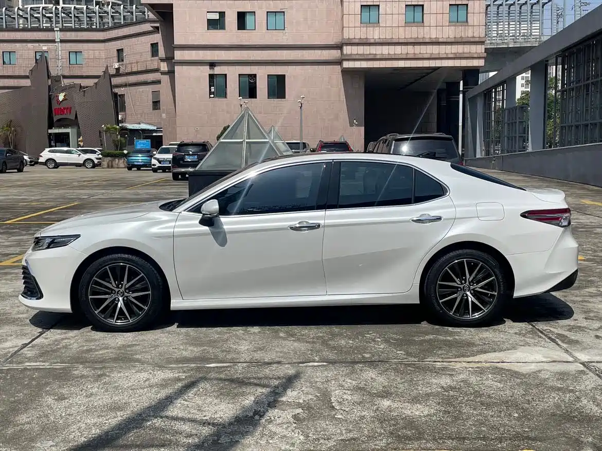 Toyota Camry 2023 2.5G Luxury Edition фото 29
