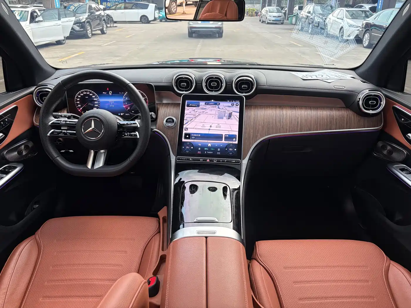Mercedes-Benz GLC 2024 GLC 300 L 4MATIC Dynamic 5-seater фото 9