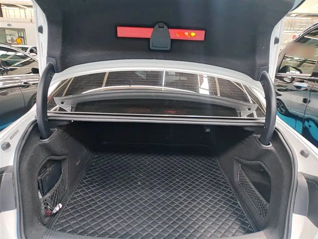 Audi A4L 2022 40 TFSI Luxury Dynamic фото 19