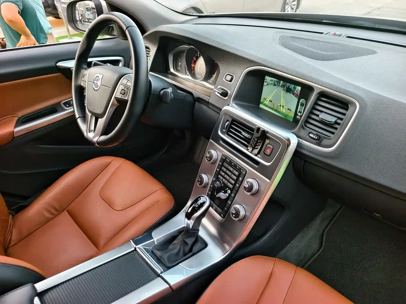 Фото 18 - Volvo S60