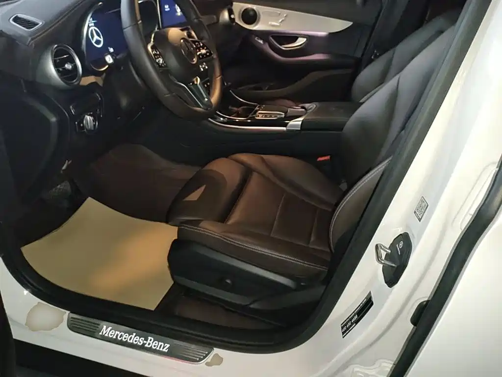 Mercedes-Benz GLC 2022 Facelift III GLC 260 L 4MATIC Dynamic фото 15