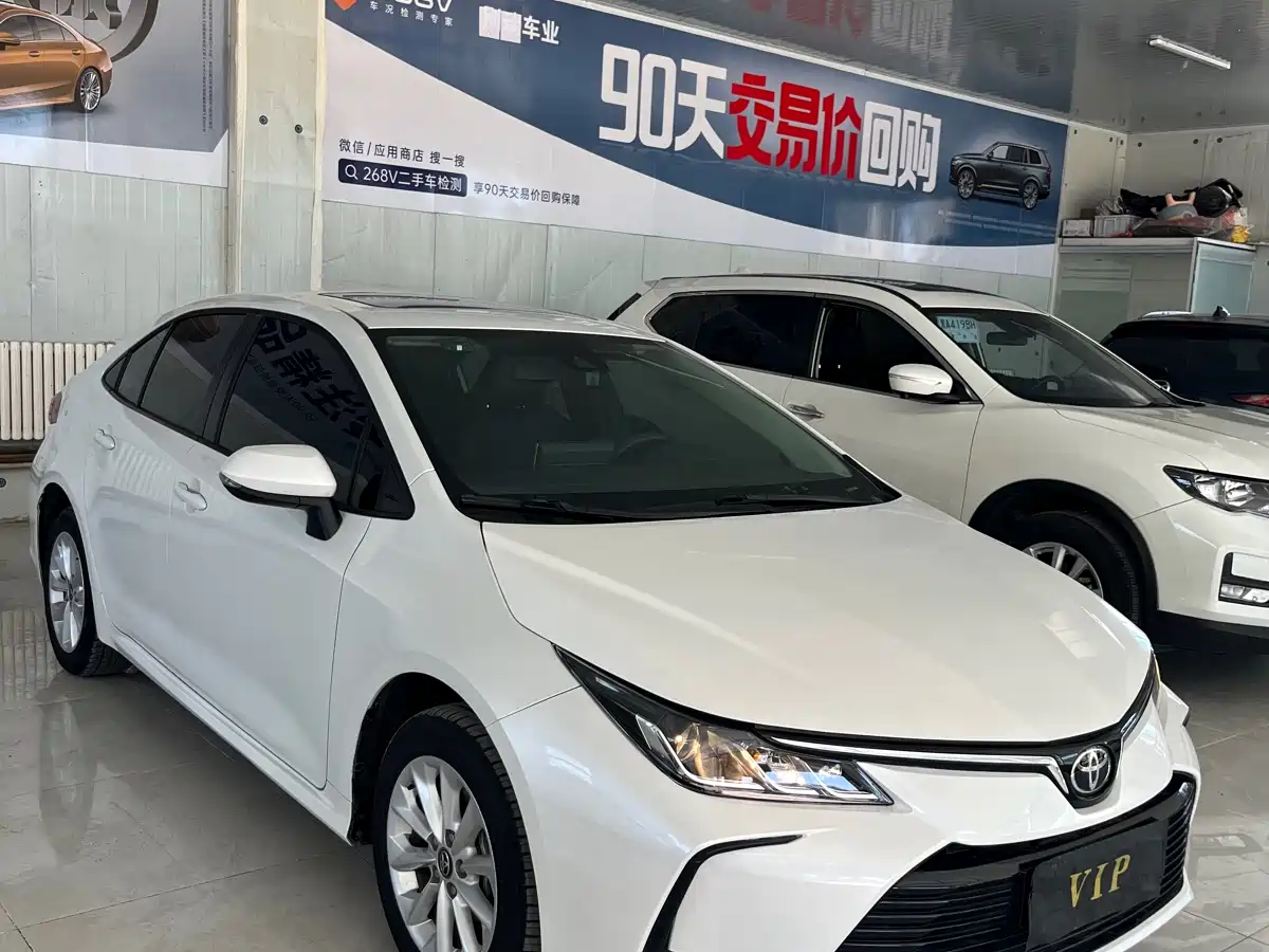Toyota Corolla 2021 1.2T S-CVT Luxury Edition фото 8