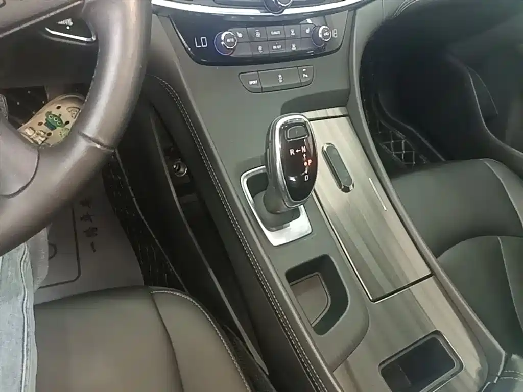 Buick LaCrosse 2021 652T Luxury Edition фото 14