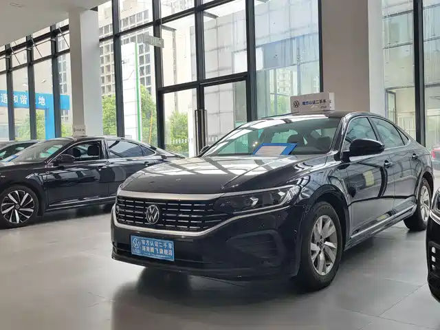 Volkswagen Passat 2024 280TSI Business Edition