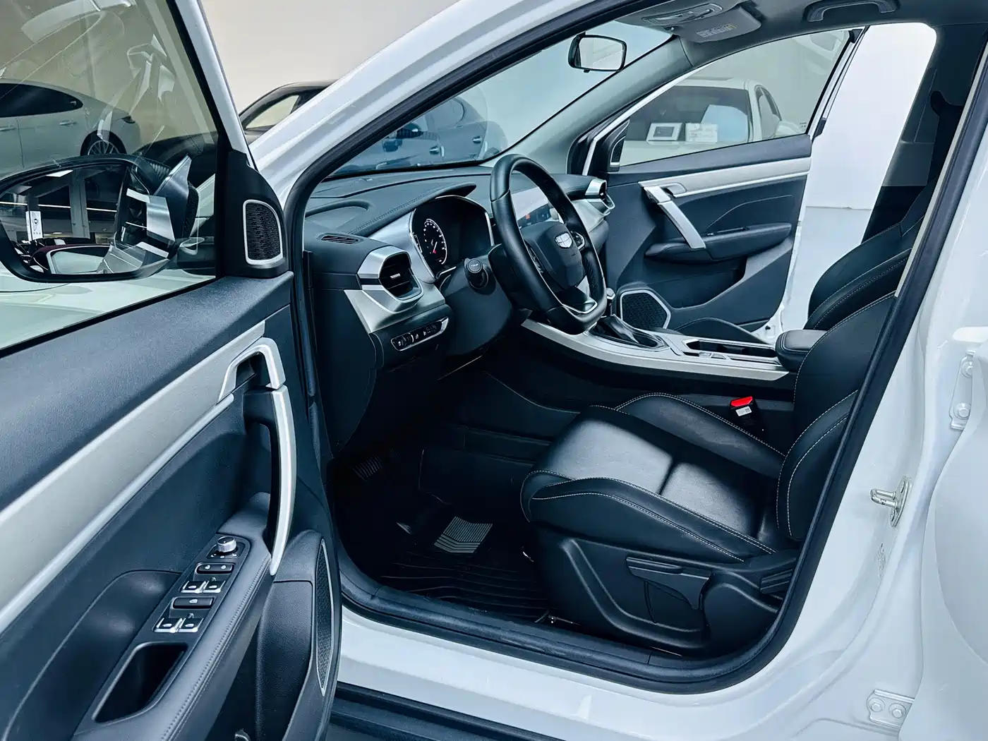 GEELY AUTOMOBILE BINYUE